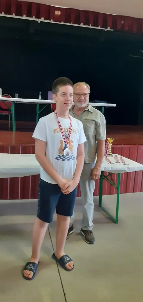 Nikola Kopljar pobjednik kategorije do 12 godina u Strizivojni, fotografija 2