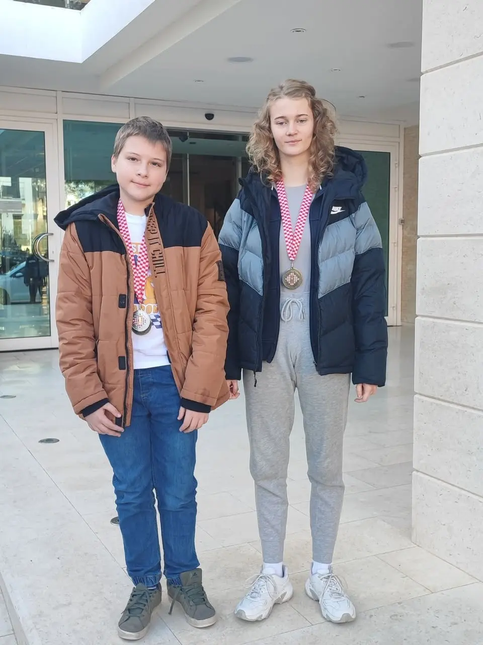 Četiri medalje s državnih prvenstava u brzom šahu, fotografija 2