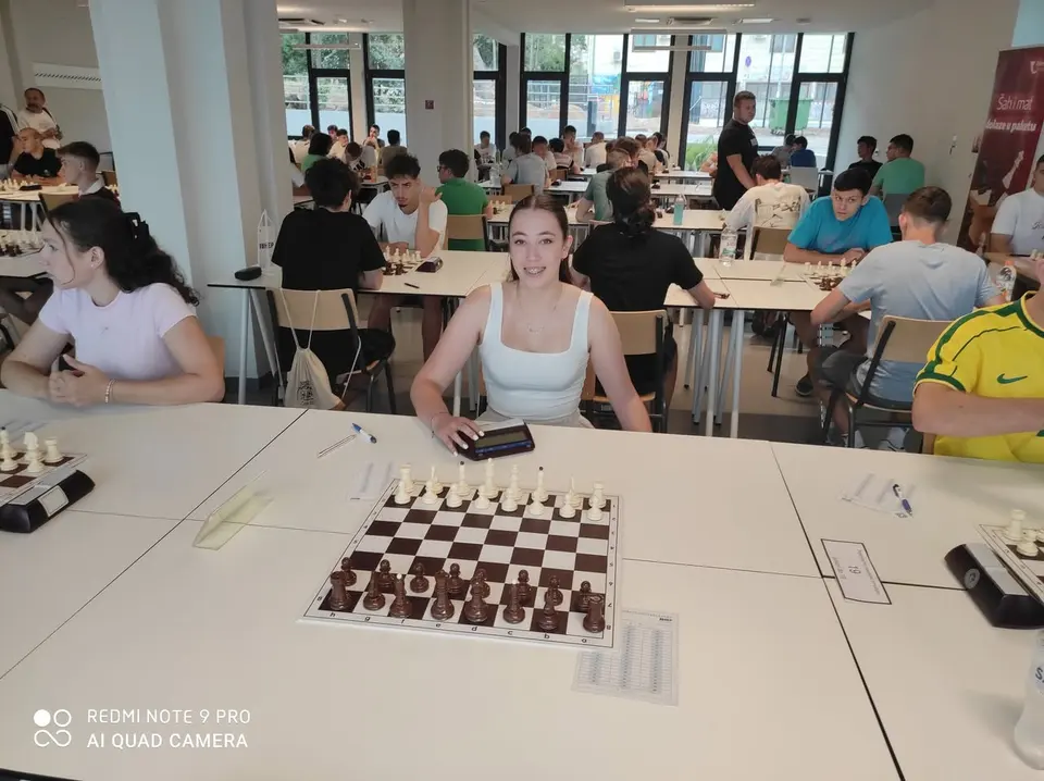 Tri naše šahistice na Juniorskom prvenstvu Hrvatske, fotografija 2