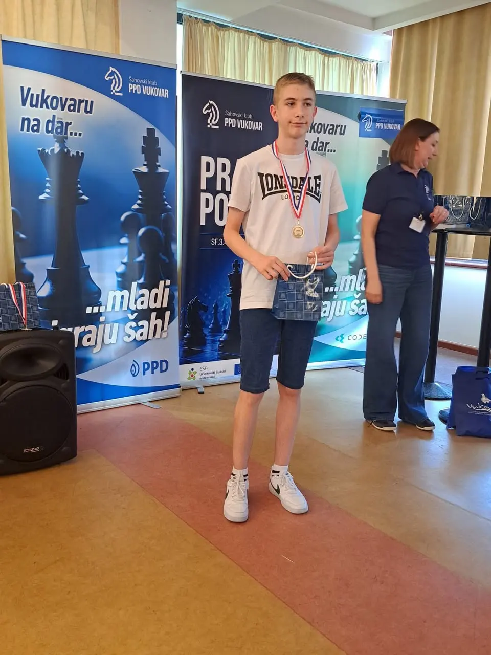 Dvadeset naših kadeta na turniru u Vukovaru, fotografija 3